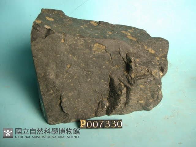 玄武岩藏品圖，第2張