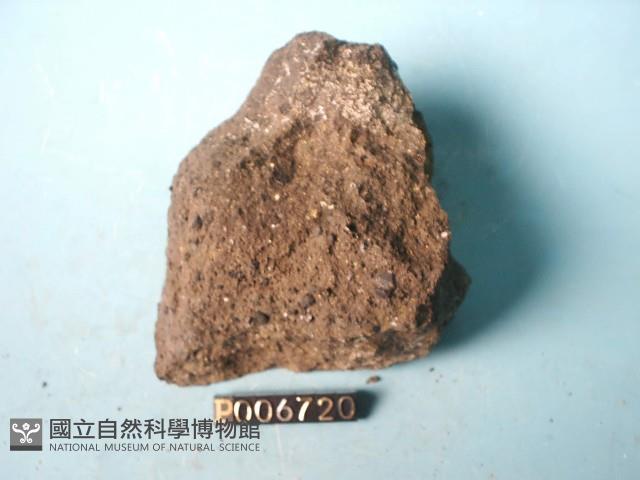 輝石安山岩藏品圖，第2張