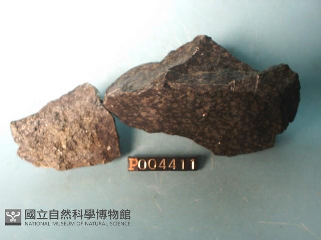 橄欖岩藏品圖，第2張
