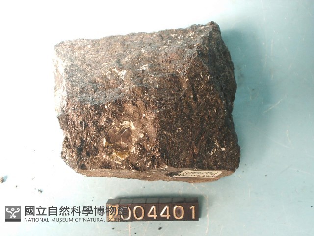 玻璃質玄武岩藏品圖，第2張