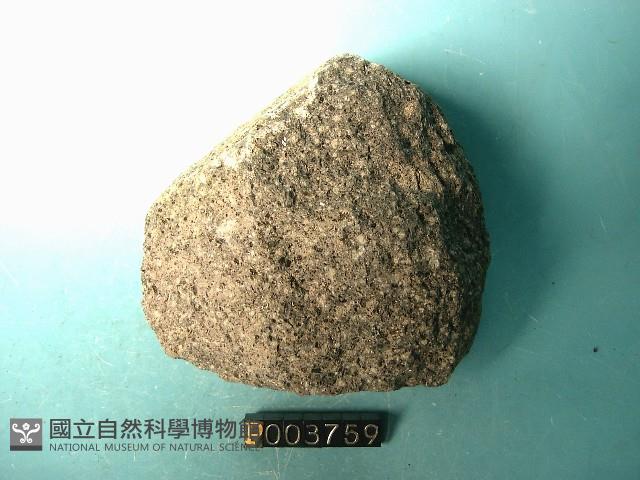 黑雲母角閃安山岩藏品圖，第3張