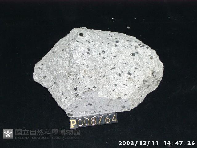 石英安山岩藏品圖，第2張