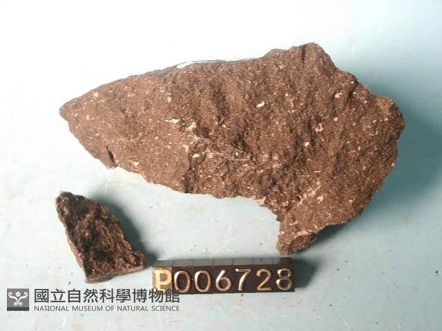 玄武岩藏品圖，第2張