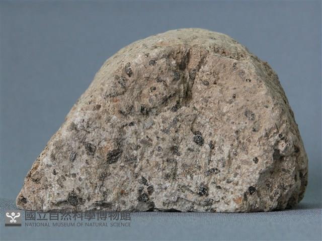 角閃安山岩藏品圖，第1張