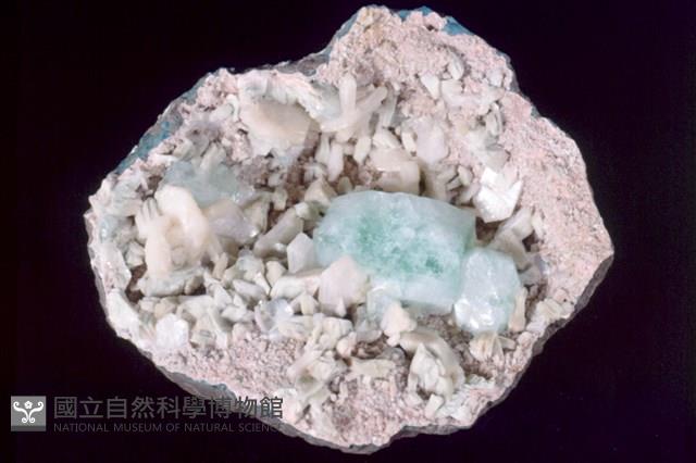 魚眼石/輝沸石/片沸石藏品圖，第1張