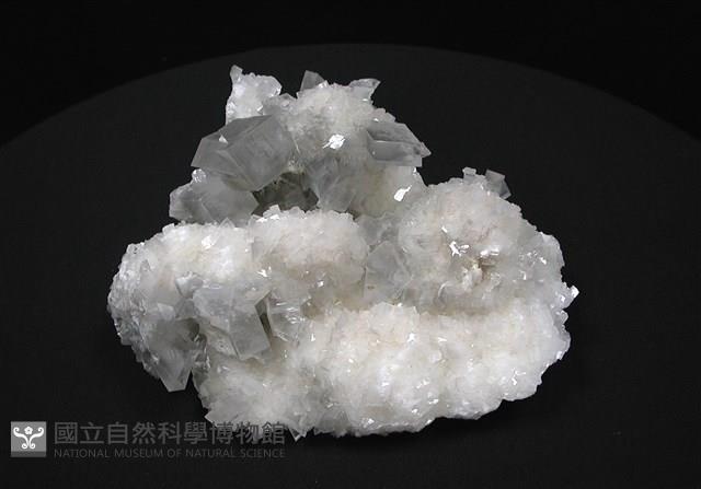 白雲石藏品圖，第1張