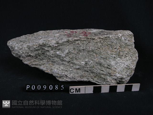 白雲母-滑石-陽起石片岩藏品圖，第1張