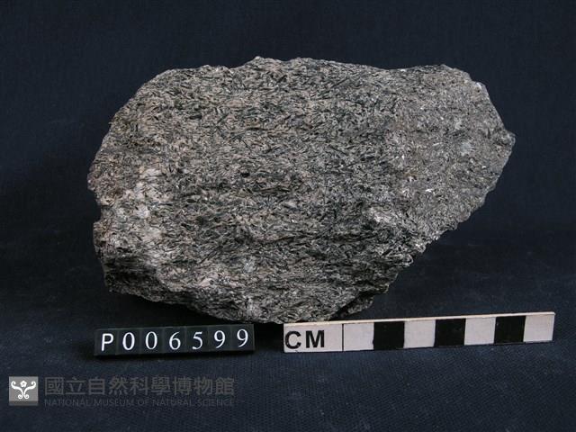 石榴石藍閃片岩藏品圖，第1張