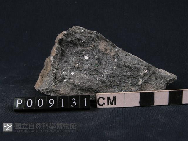 陽起石-綠泥石片岩藏品圖，第1張