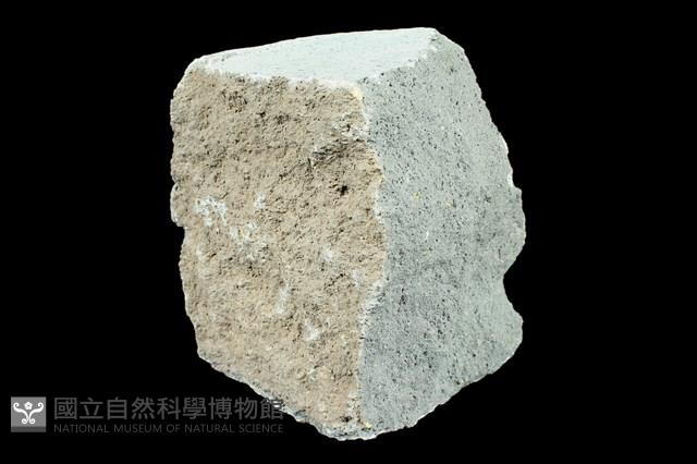 白榴基玄武岩藏品圖，第1張