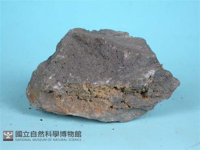 中長玄武岩藏品圖，第1張