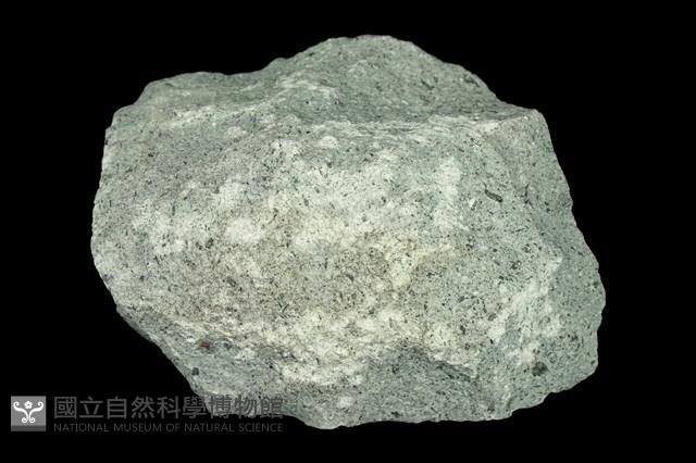 角閃石安山岩藏品圖，第1張