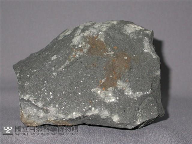 基性岩脈藏品圖，第1張