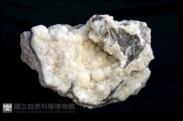 菱鍶礦 藏品圖，第1張