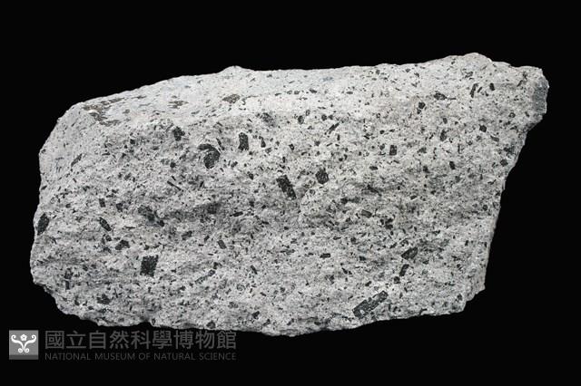 角閃石安山岩藏品圖，第1張