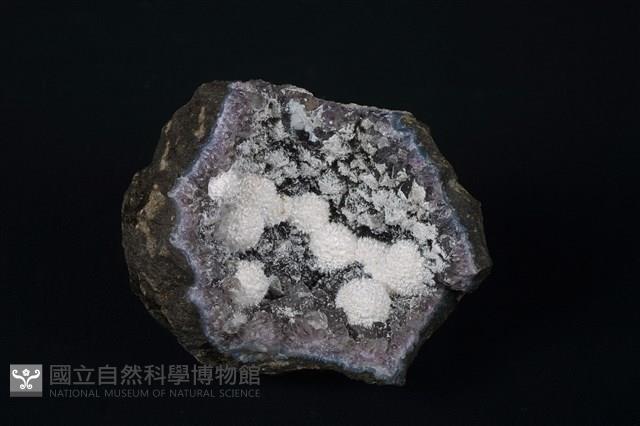 絲光沸石藏品圖，第1張