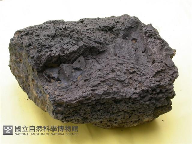繩狀熔岩藏品圖，第1張