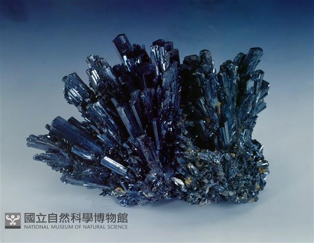 輝銻礦藏品圖，第1張