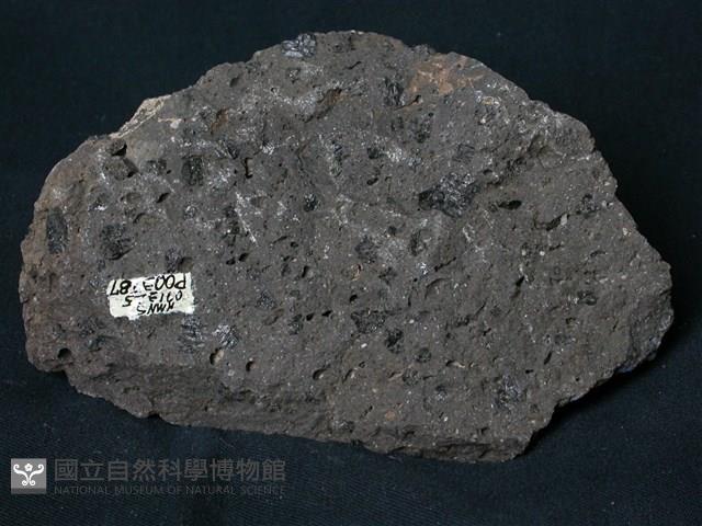 角閃安山岩藏品圖，第1張