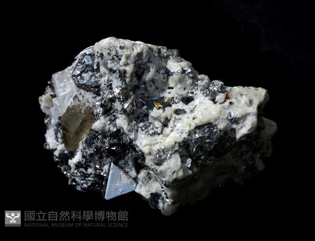 硫銅鈷礦藏品圖，第7張