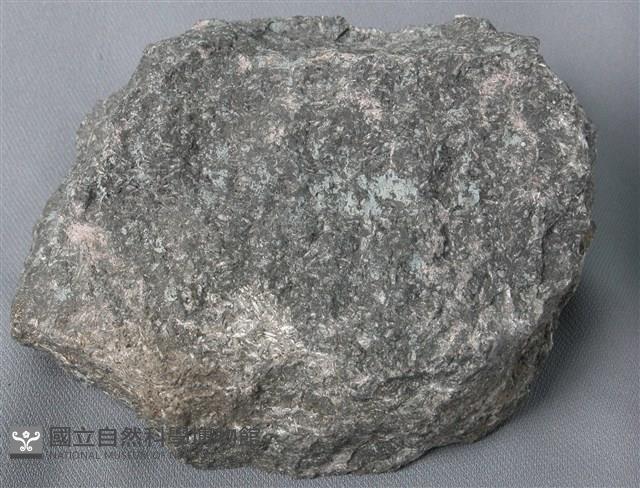 粗面岩藏品圖，第2張
