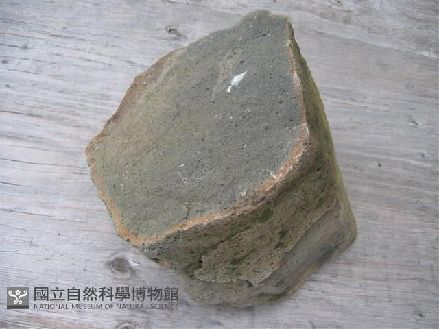 玄武岩藏品圖，第2張