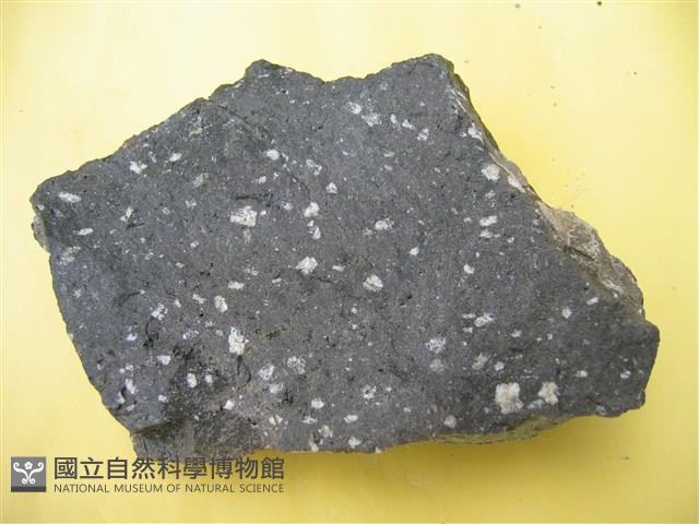 玢岩藏品圖，第2張