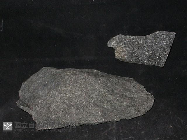 角閃岩藏品圖，第2張