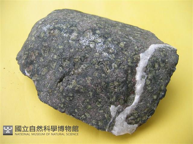 橄欖岩藏品圖，第2張