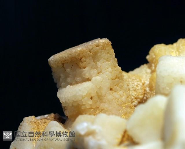 文石(霰石)藏品圖，第2張