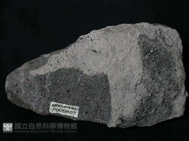 角閃石輝長岩藏品圖，第2張