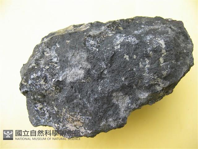 玄武岩藏品圖，第2張