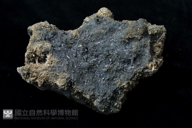 脆硫銻鉛礦藏品圖，第15張