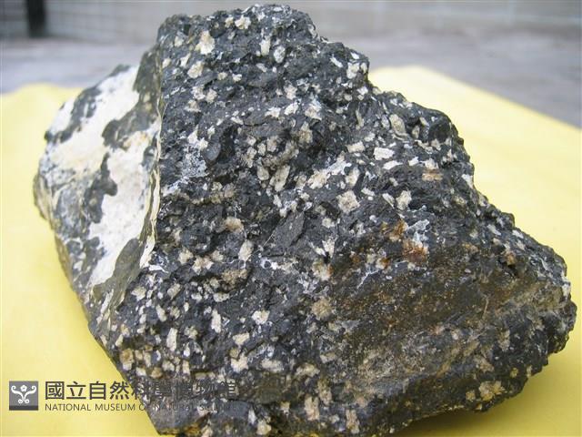 玢岩藏品圖，第3張