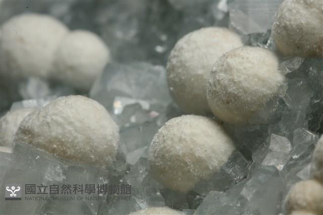 纖維鈣矽酸石 藏品圖，第3張