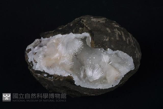 鈉沸石藏品圖，第3張