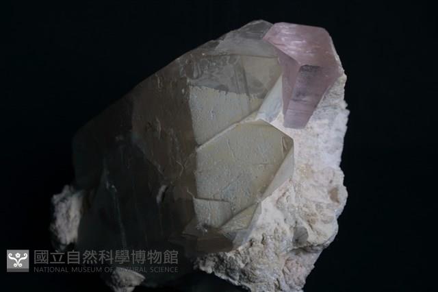 鈉長石/摩根石藏品圖，第1張