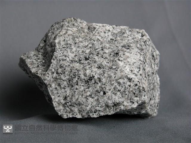 黑雲母花岡岩藏品圖，第1張