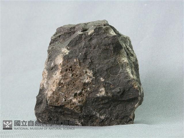 鹼性玄武岩藏品圖，第1張
