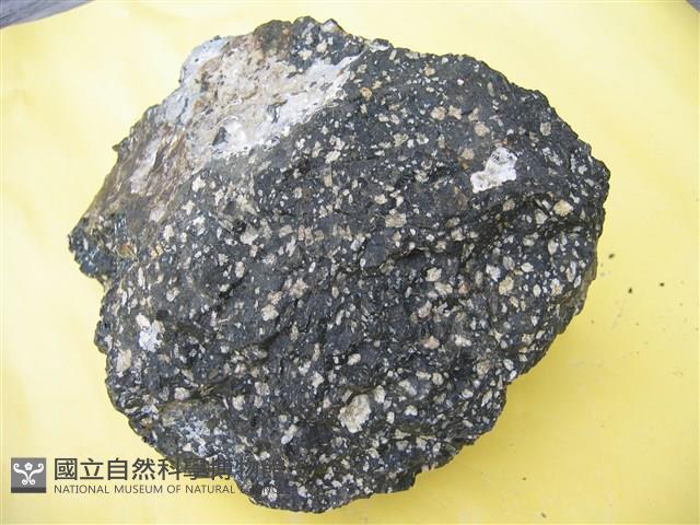 玢岩藏品圖，第1張