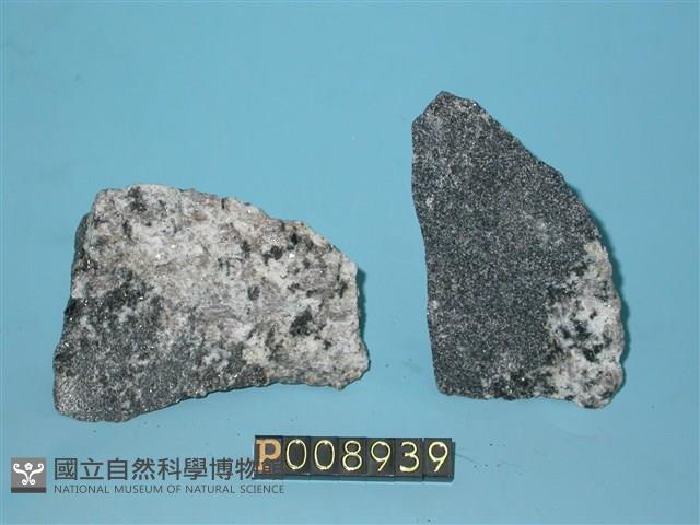 角閃岩藏品圖，第1張