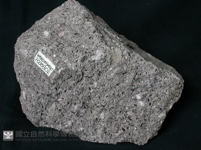 黑雲母角閃石安山岩藏品圖，第1張