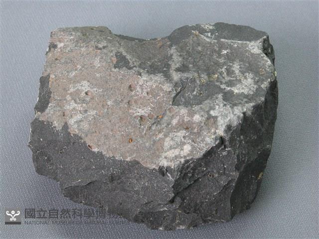 鹼性玄武岩藏品圖，第1張
