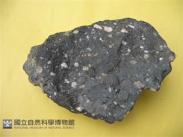 玢岩藏品圖，第1張