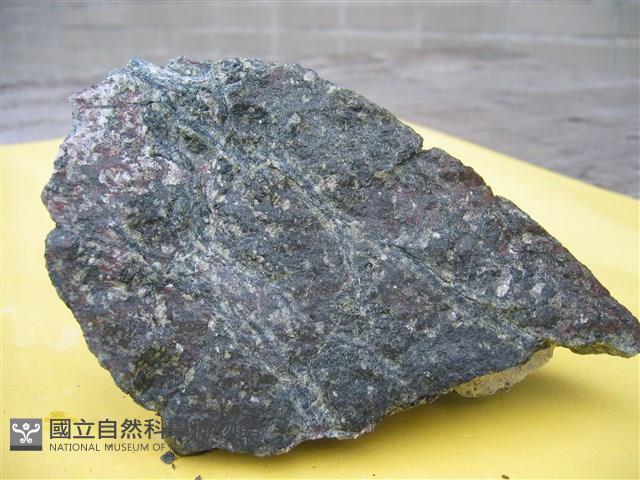 橄欖岩藏品圖，第1張