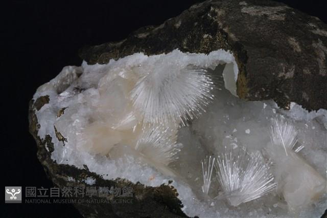 鈉沸石藏品圖，第4張