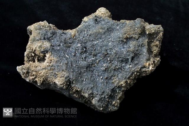 脆硫銻鉛礦藏品圖，第14張