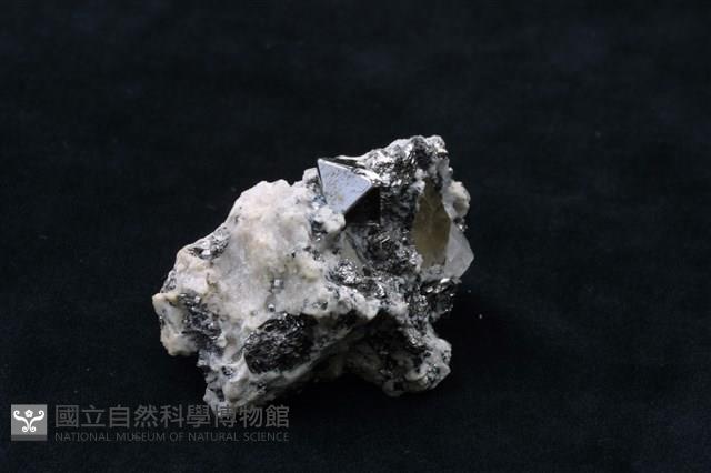 硫銅鈷礦藏品圖，第22張