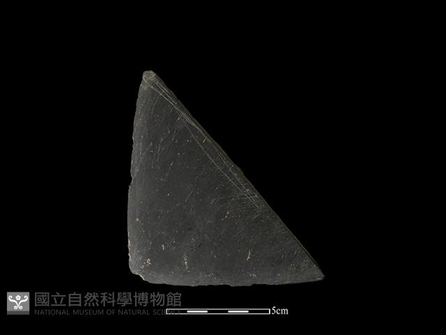磨製有刃石器藏品圖，第1張