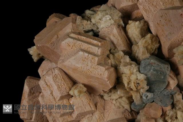 微斜長石/磷灰石/鈉長石藏品圖，第2張